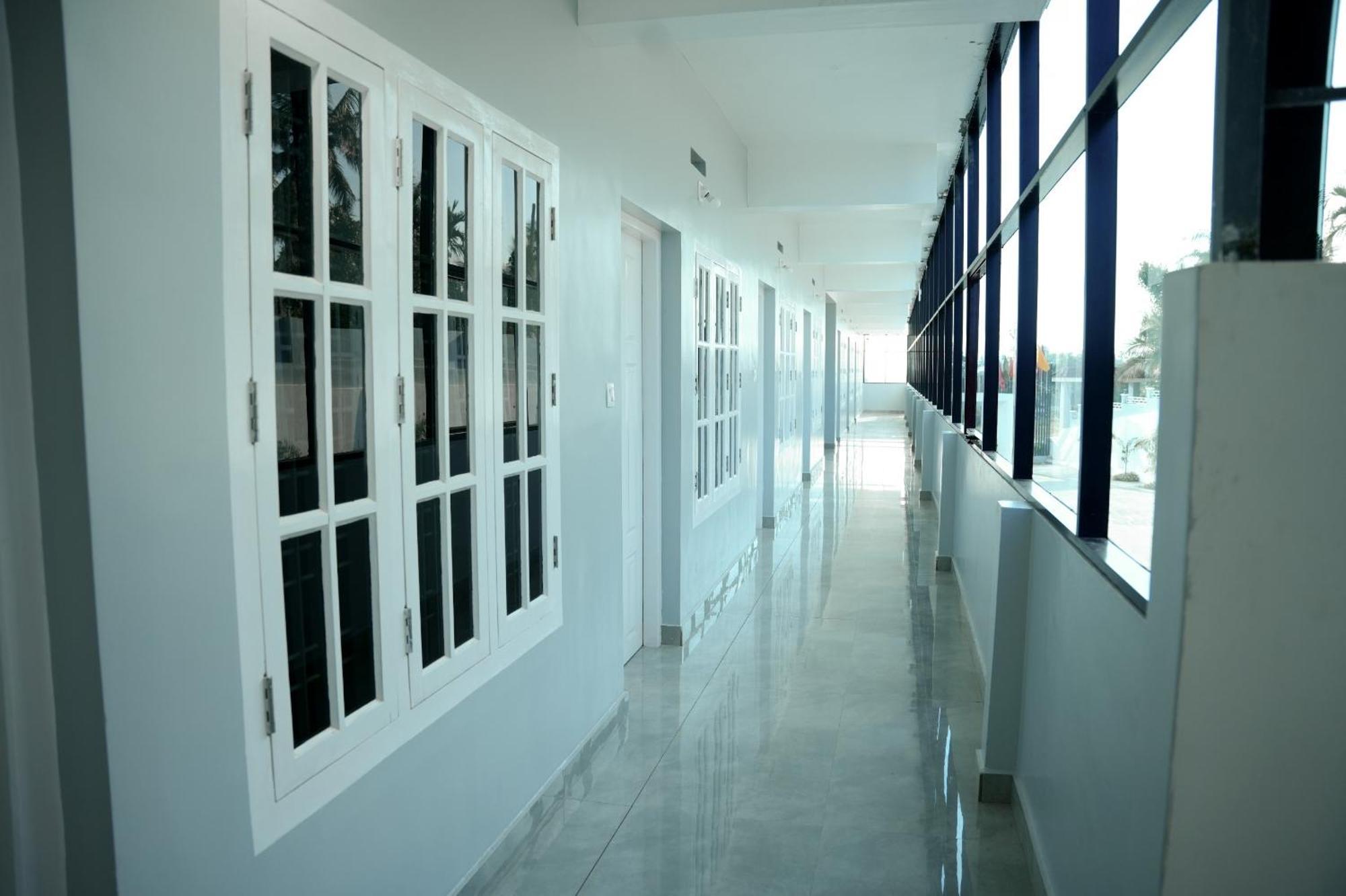 Jayalakshmi Residency Hotel Vaduvanchal Exterior foto